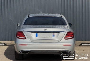 Mercedes-Benz E200