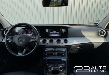 Mercedes-Benz E200