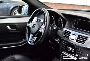 Mercedes-Benz E300