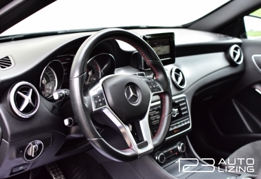 Mercedes-Benz GLA220