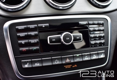 Mercedes-Benz GLA220