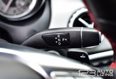 Mercedes-Benz GLA220