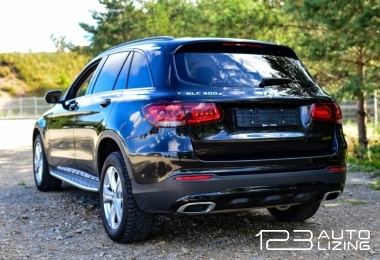 Mercedes-Benz GLC300