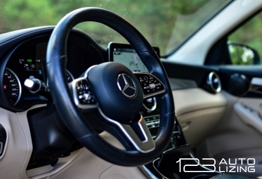Mercedes-Benz GLC300