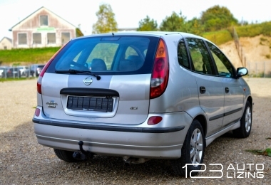 Nissan Almera Tino