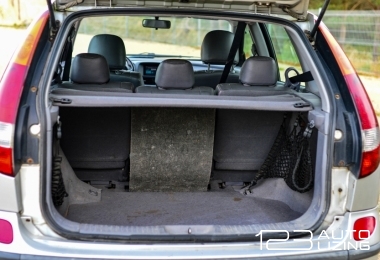 Nissan Almera Tino