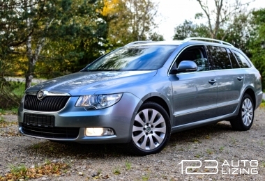 Skoda Superb, Universalas