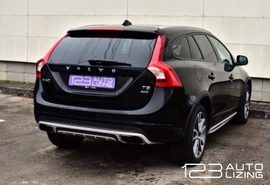 Volvo V60 Cross Country 